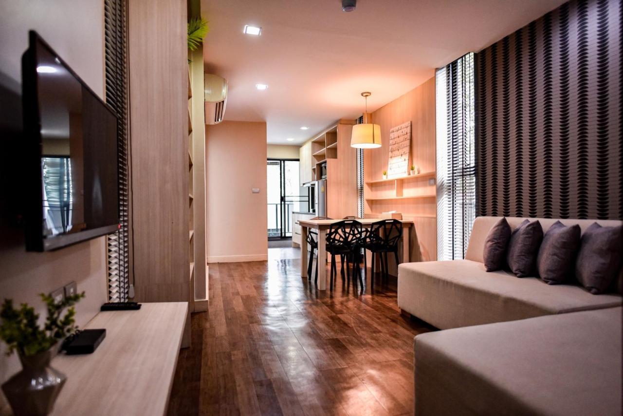 Q Suites 46 Бангкок Экстерьер фото